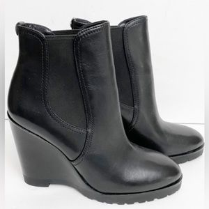 Michael Kors wedge chelsea ankle boots 8.5